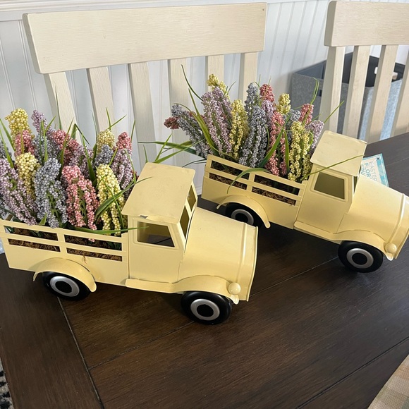 no brand Other - 2- Easter Yellow Decorative Truck Planters with Faux Flowers